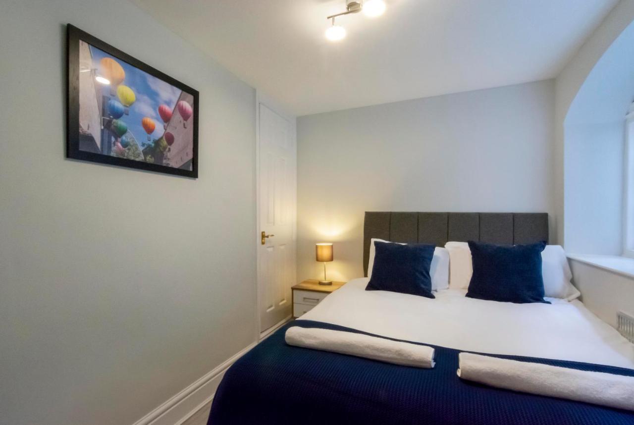 Free Parking! Very Large 2 Bedroom Clifton Flat Bristol Eksteriør billede